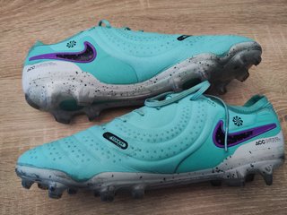 NIKE TIEMPO LEGEND 10 ELITE ACC gama alta