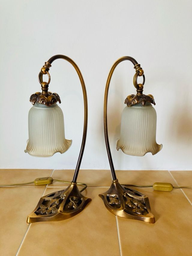 Lampada da tavolo, vetro tulipano in bronzo, vintage