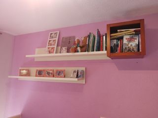 Dormitorio con dos camas nido con colchones nuevos