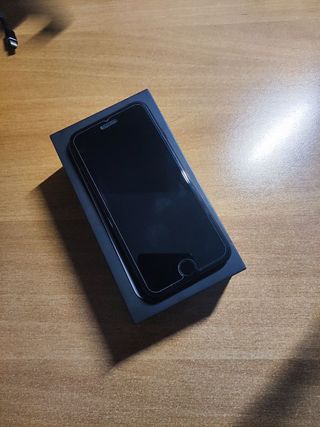Apple iPhone 7 Jet Black | 32 GB