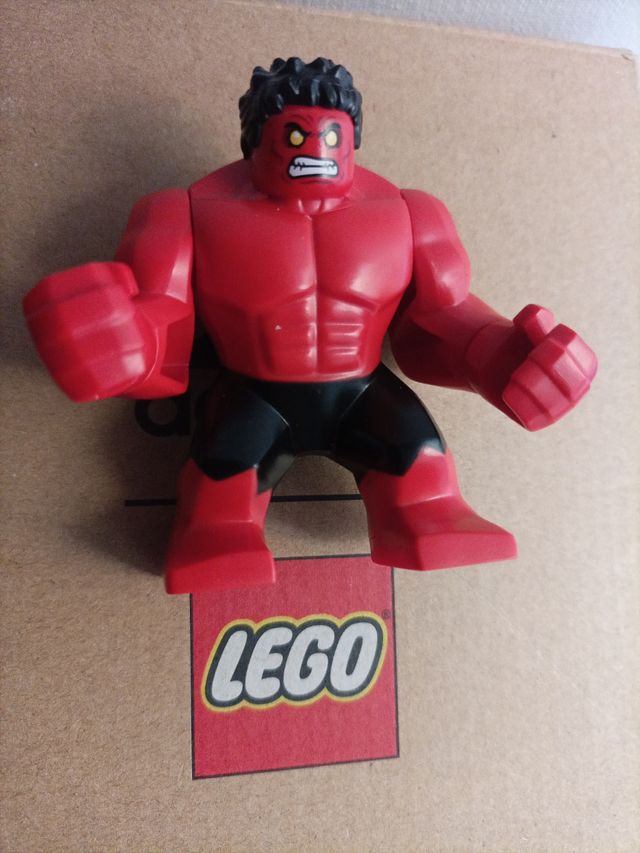 Lego  Hulk Rojo