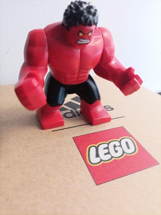 Lego  Hulk Rojo