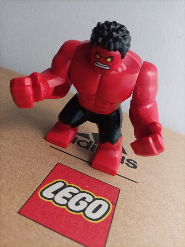 Lego  Hulk Rojo