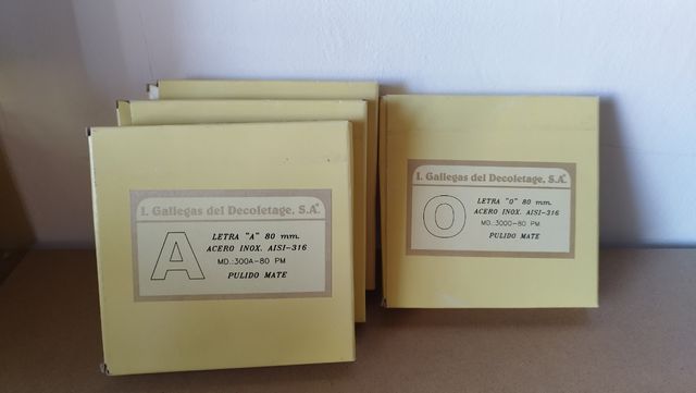 Letras y números de acero para portal