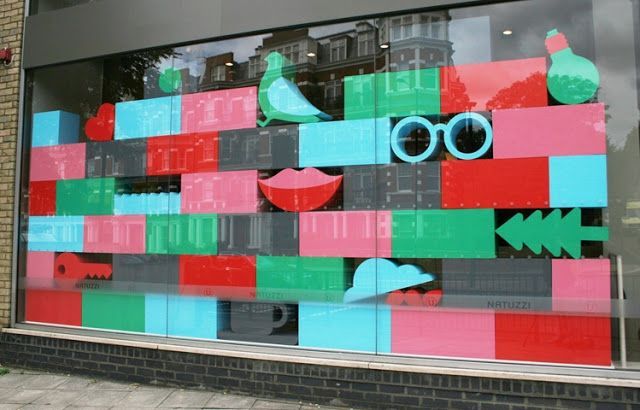 Instalación de escaparates y vitrinas