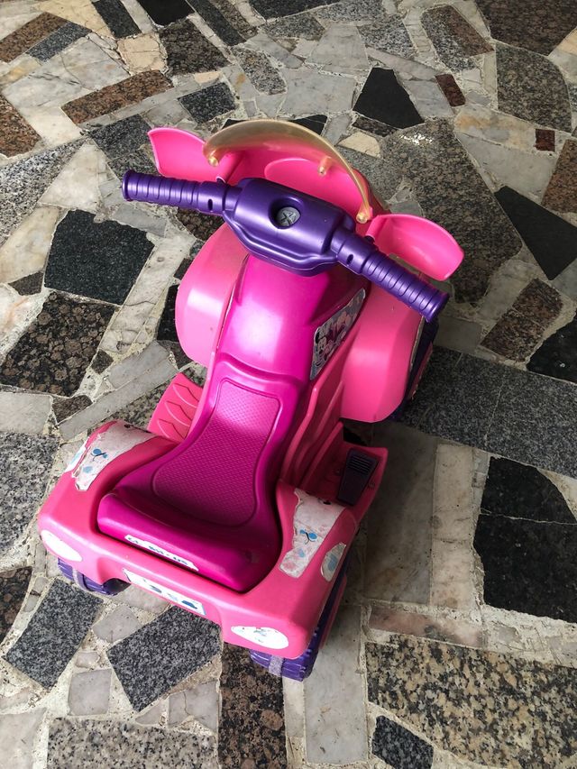 Coche eléctrico niño