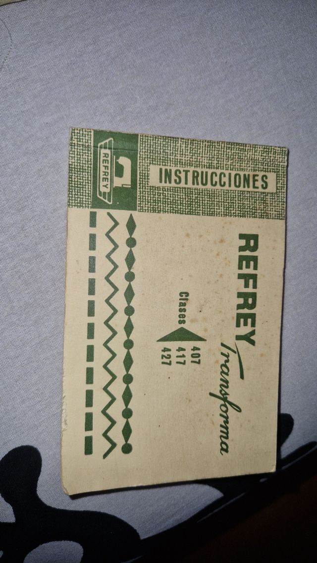 Máquina de coser Refrey cl-427