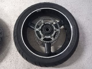 Llantas yamaha fzs 1000