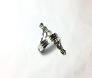 Anillo 18ES/8.5US PLATA DE LEY grande y alargado