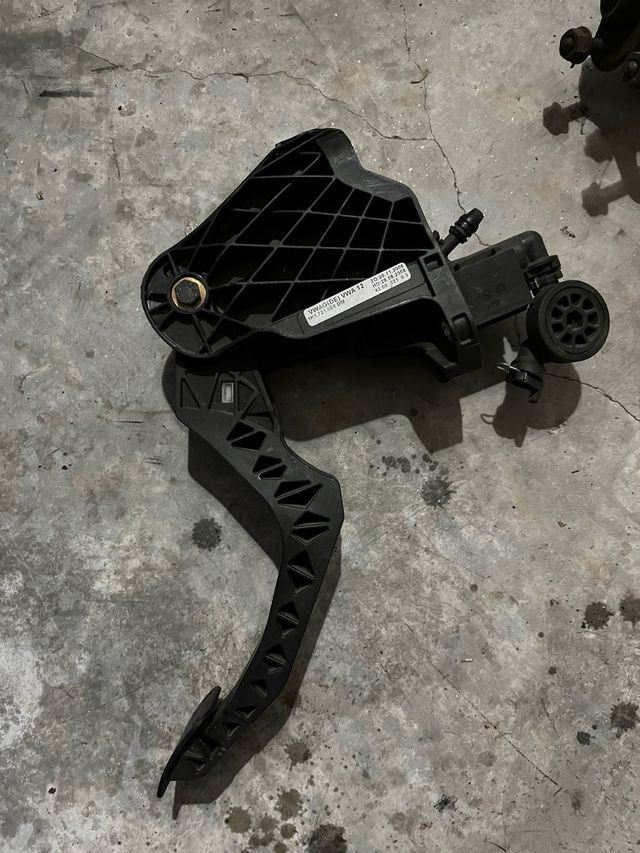 Pedal-bomba de embrague leon cupra