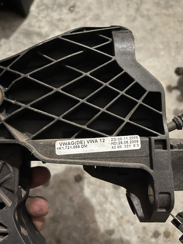 Pedal-bomba de embrague leon cupra