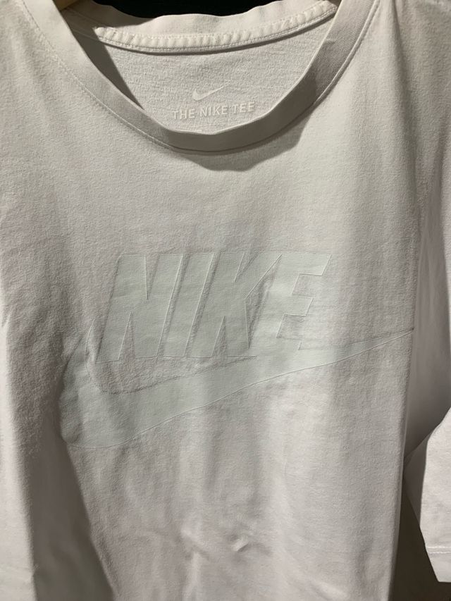 Camiseta Nike Tee