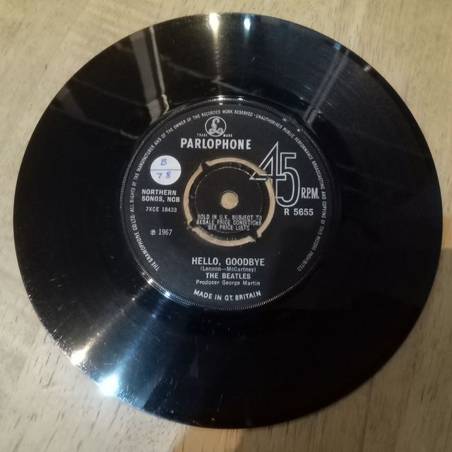 BEATLES I AM THE WALRUS 7" HELLO... 1967