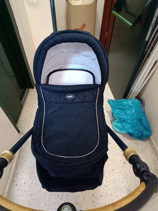Carrito y sillas para bebé