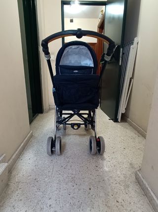 Carrito y sillas para bebé