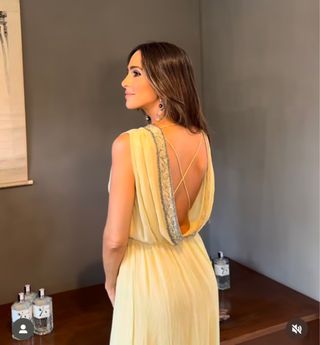 Vestido midi  bordado abalorios zw collection Zara