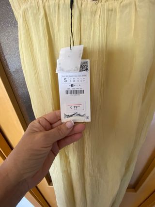 Vestido midi  bordado abalorios zw collection Zara
