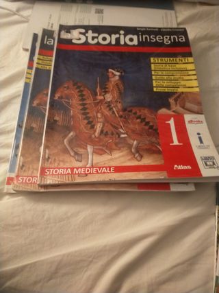#Libro di Storia insegna 1