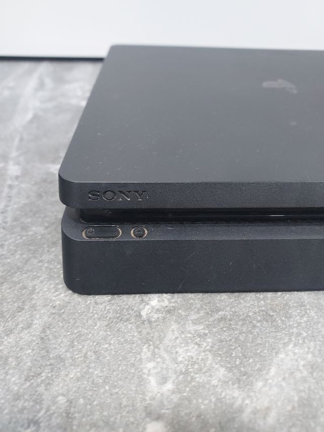 Ps4 slim