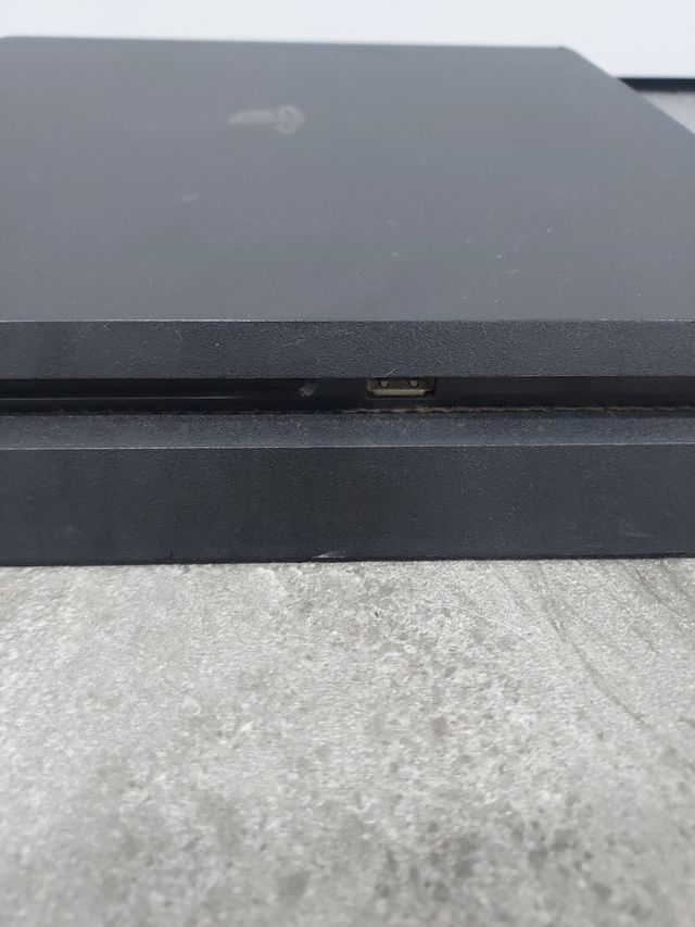 Ps4 slim