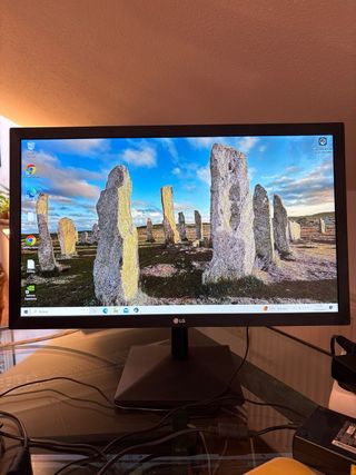 Portátil Acer Nitro 5 Monitor LG FHD 22" de regalo