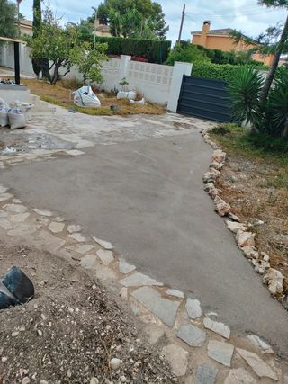 Construcciónes y tejados ..