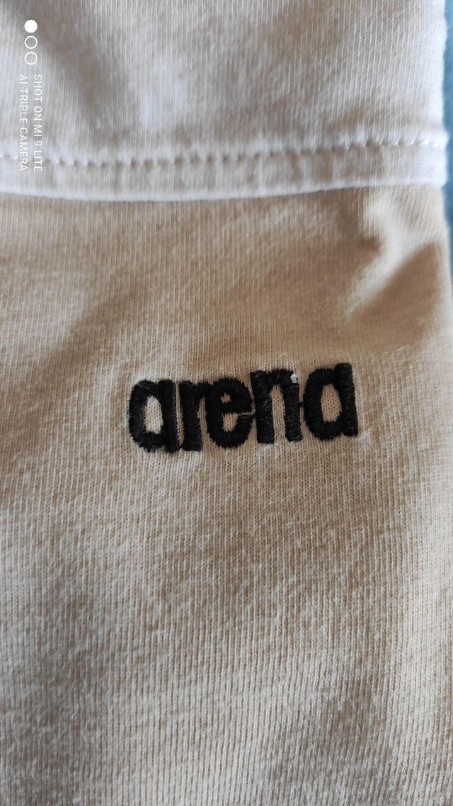 Due Maglie ARENA Donna - Taglia S