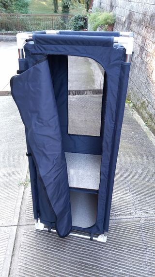 Armadio / dispensa campeggio NUOVO