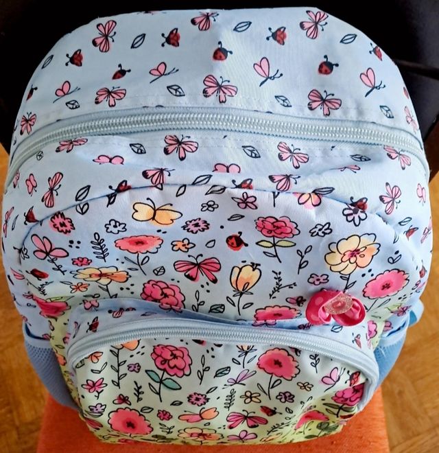 Mochila y estuche Busquets