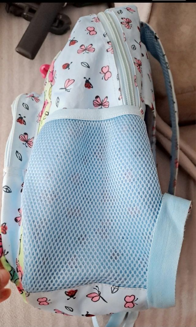 Mochila y estuche Busquets