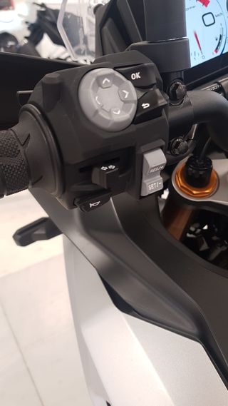 SUZUKI GSX-S 1000 GX