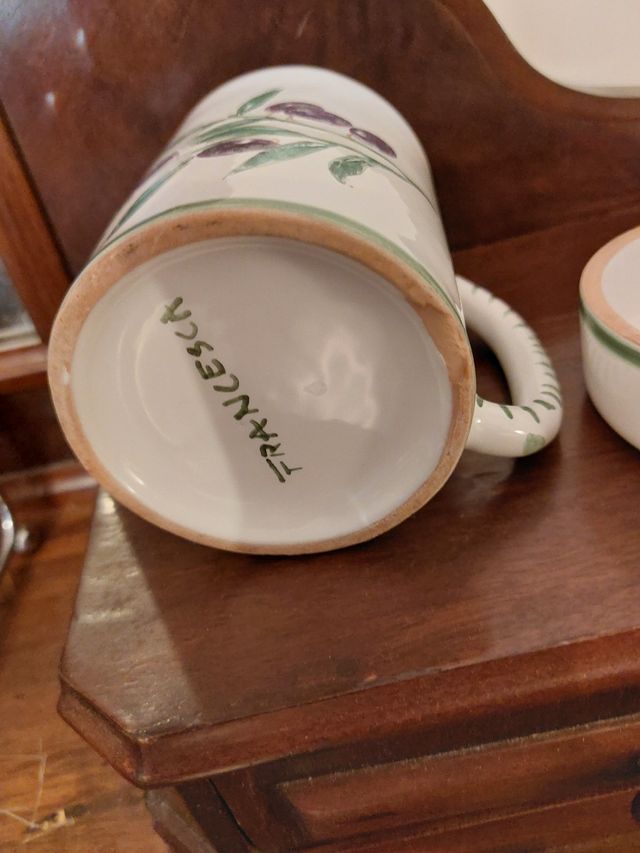 Oliera in ceramica dipinta a mano