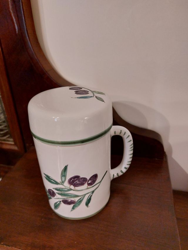 Oliera in ceramica dipinta a mano