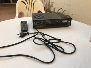 Receptor de satélite Eurostar UFE 170