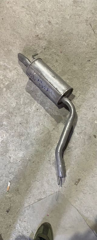 Silencioso final Ford Sierra