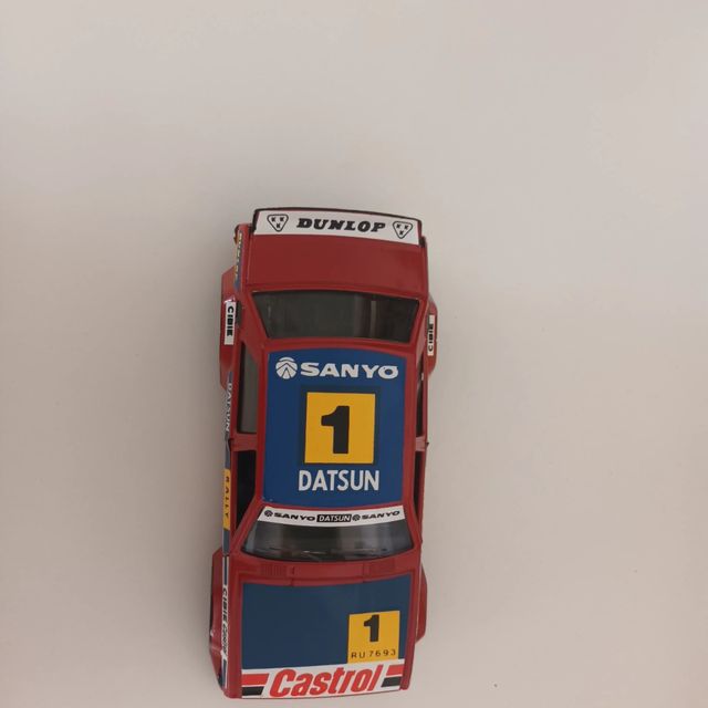 Datsun rojo 160j polistil