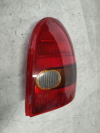 ✅PILOTO TRASERO DERECHO OPEL CORSA '93