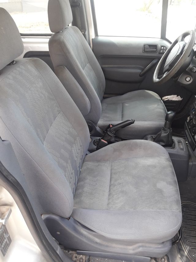 se vende o se canbia por bofbaguen golf 4 golf 5. 