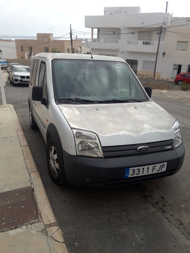 se vende o se canbia por bofbaguen golf 4 golf 5. 