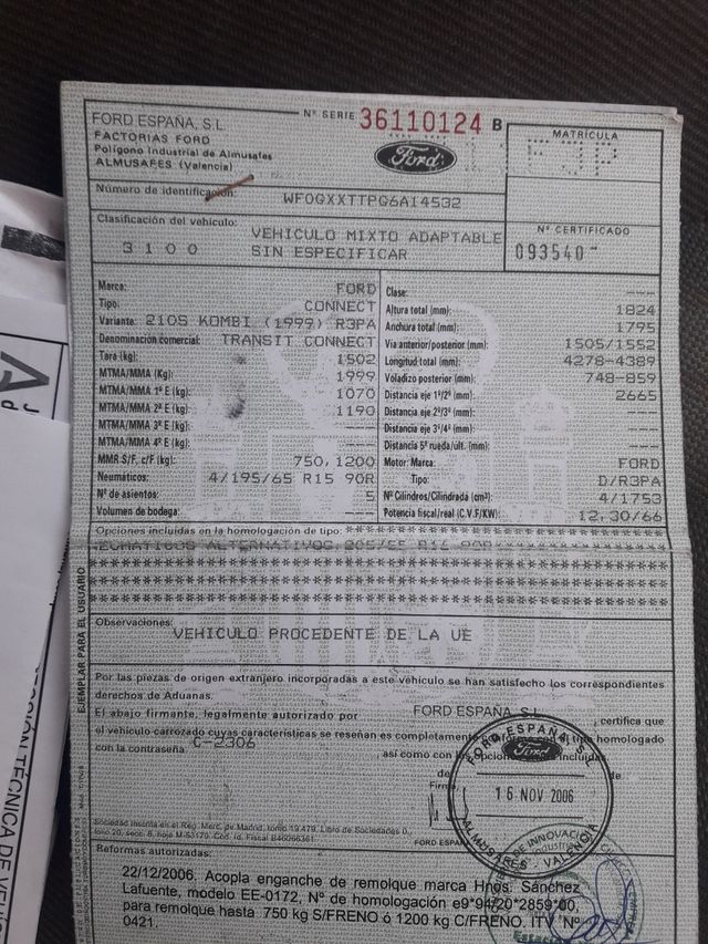 se vende o se canbia por bofbaguen golf 4 golf 5. 