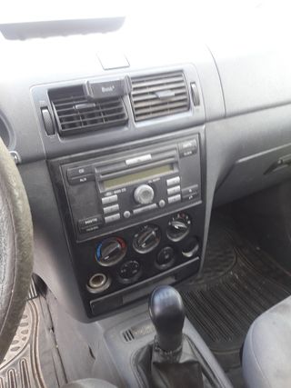 se vende o se canbia por bofbaguen golf 4 golf 5. 