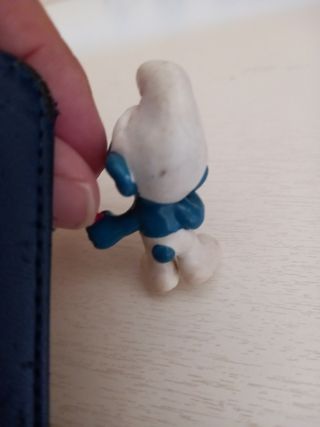Pitufo vanitoso con espejo 
Puffo con specchio 