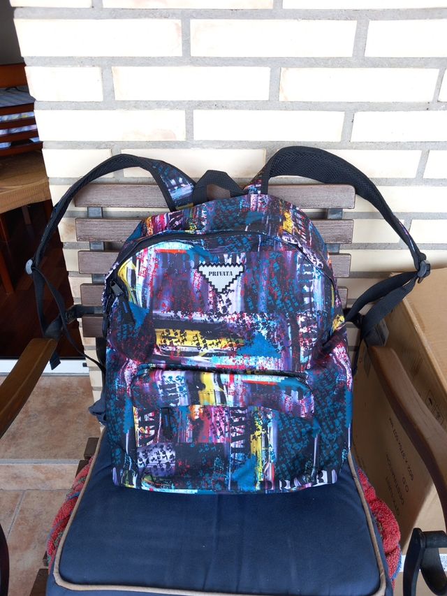 Mochila privata nueva