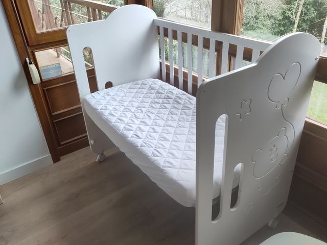 Cuna madera + regalo conjunto cama y chichinera