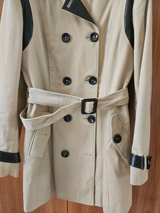 Trench da donna "Bata"