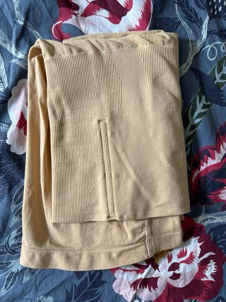 Faja moldeadora con pantalón