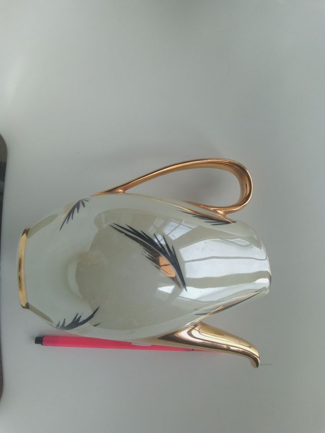 JARRA DE PORCELANA ANTIGA Vaso para bule de cerâmica