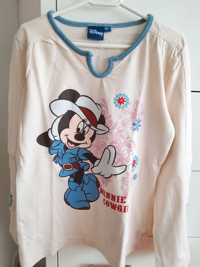 Camiseta DISNEY talla 8 años.