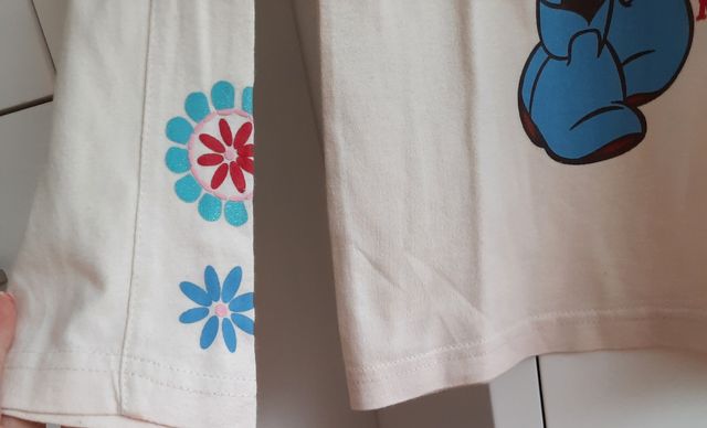 Camiseta DISNEY talla 8 años.