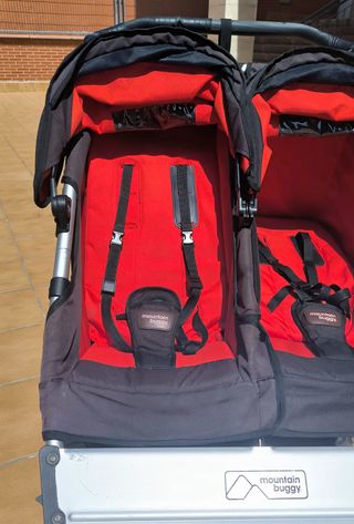 Carrito gemelar Mountain Buggy